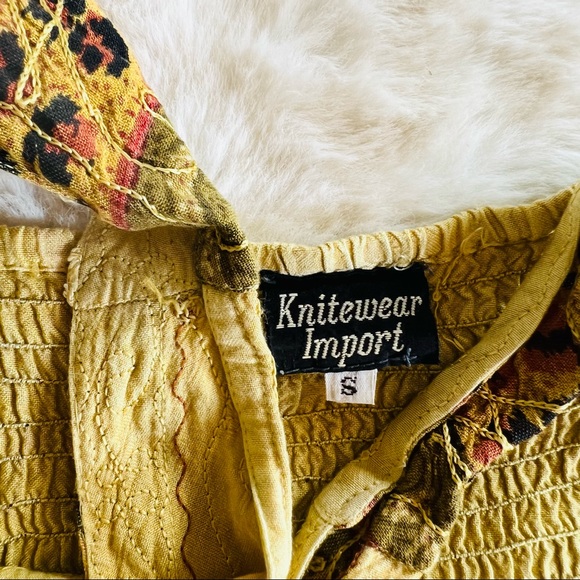 Embroidered Celtic dress - Picture 4 of 4